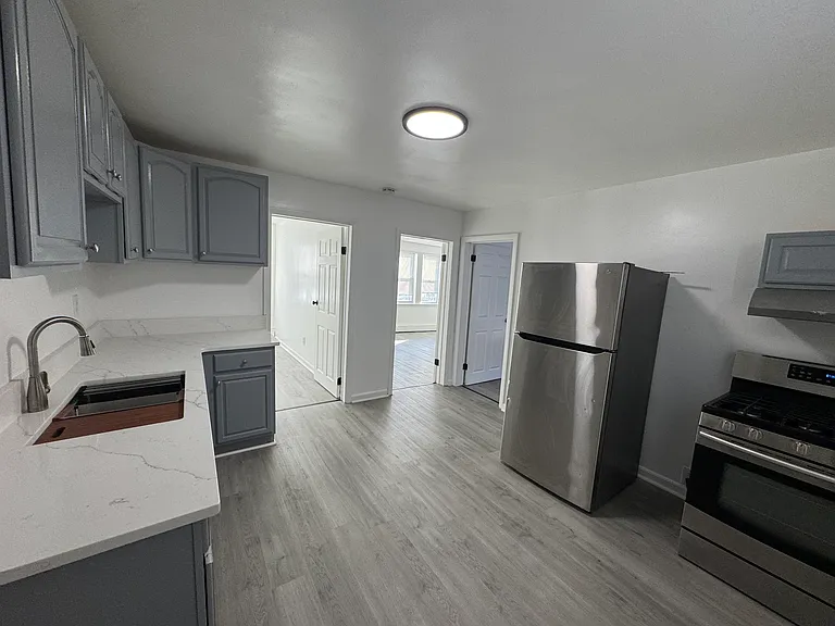 93 Stanton St #2 — Photo 3