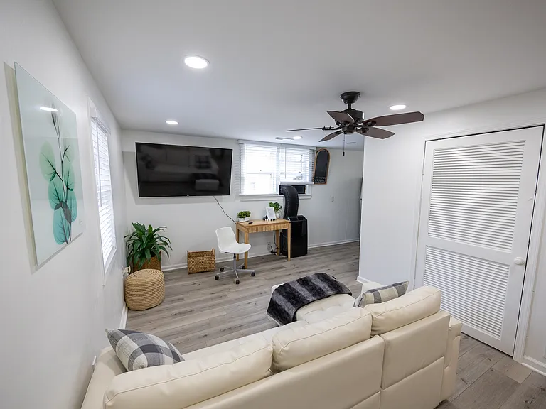 1230 Reese Ave #1230 — Photo 15