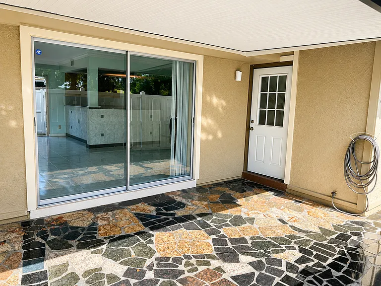 7201 San Luis Ct — Photo 9