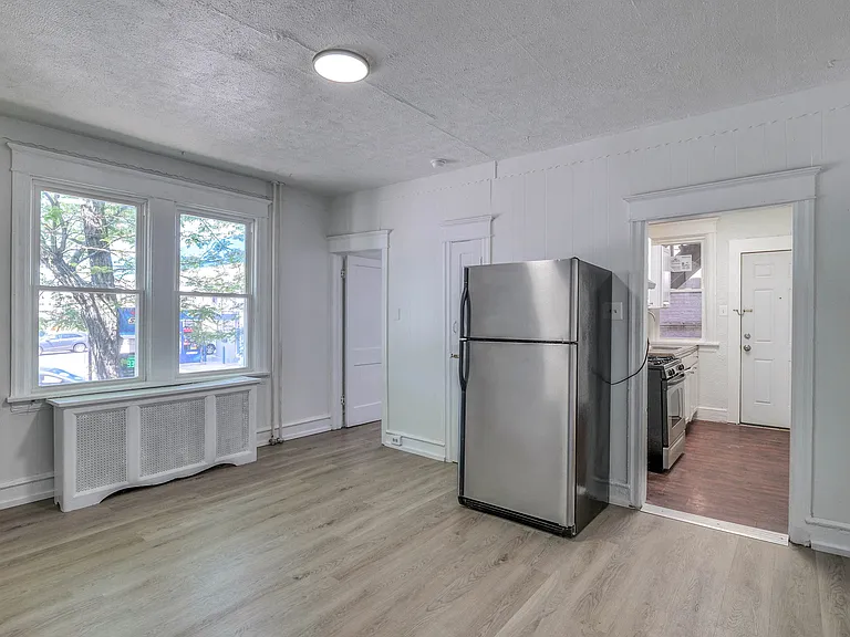 3625 Winchester Ave #2 — Photo 4