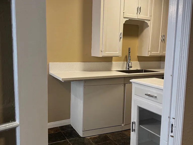 Real Empresa Santa Monica LLC — Photo 15