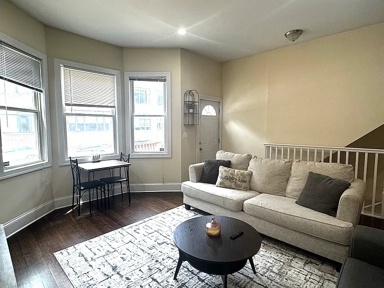 2619 N Southport Ave #1F — Photo 19