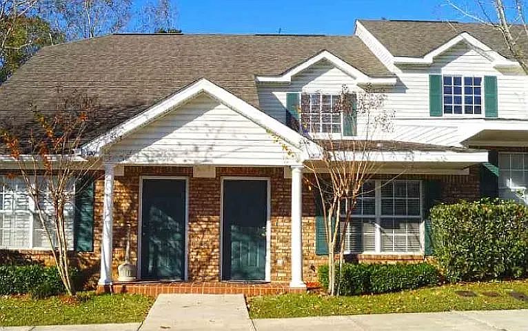 1st image of 2738 W Tharpe St APT 1801