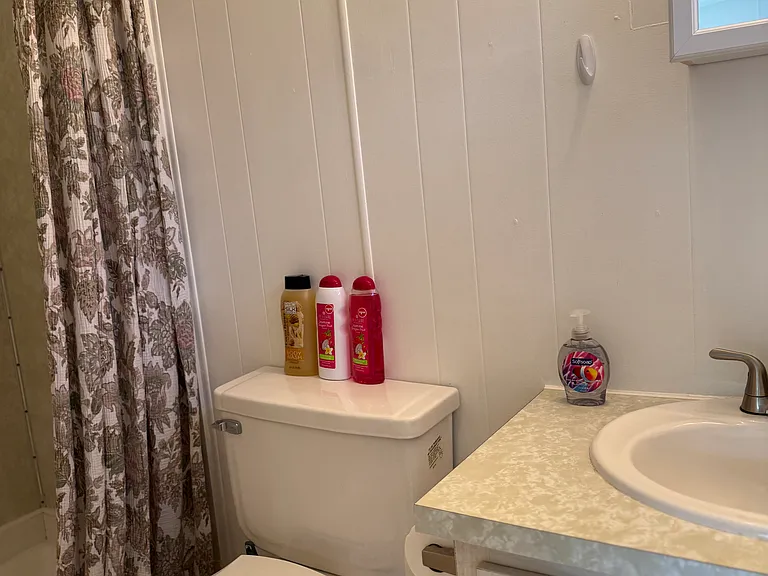 12136 Fairway Ave — Photo 4