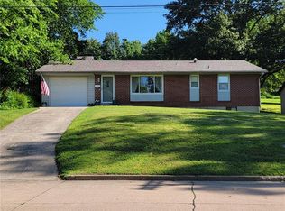 1016 E Adams St, Jackson, MO 63755