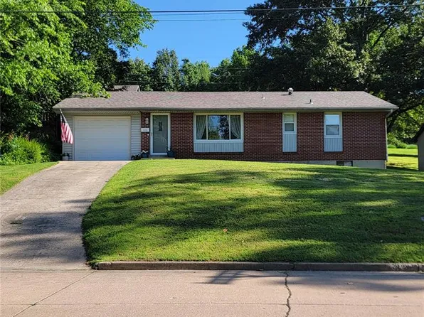 1016 E Adams St, Jackson, MO 63755