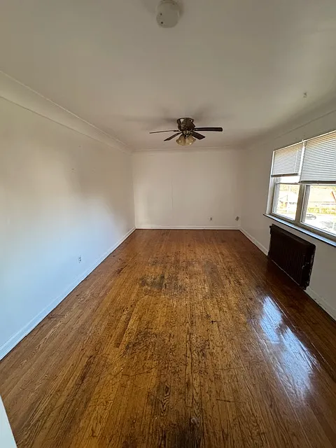 1 bed, 900 sqft, $699 — Photo 4