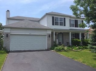 125 W Tall Oak Dr, Hainesville, IL 60073