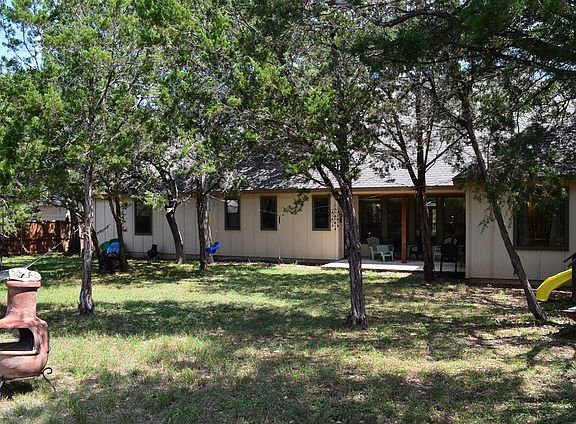 5th image of 28 Shady Grove Ln