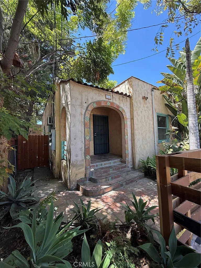 2 bed, 1100 sqft, $2,995 — Photo 1