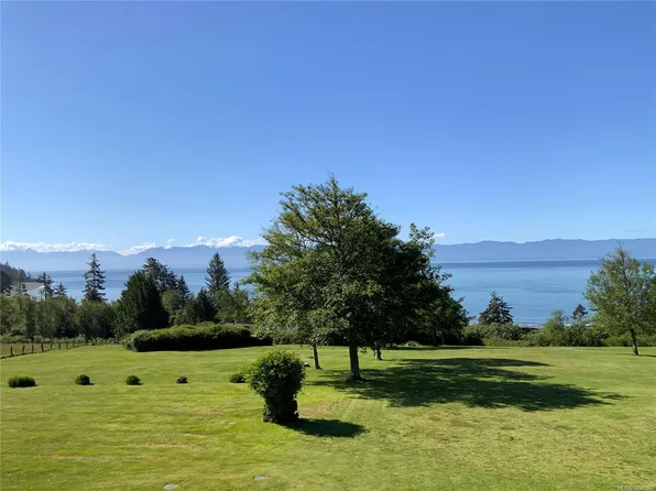 4690 Otter Point Pl, Capital, BC V9Z 0K6
