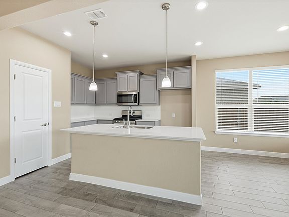 2nd image of 704 Wilmott Ter
