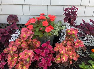 8 Graham Ave, Newbury, MA 01951