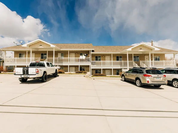 500 & 504 W Fetterman St, Buffalo, WY 82834