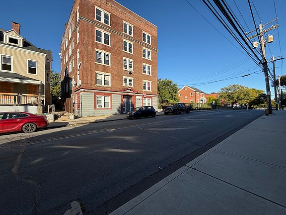 2nd image of 86-B49 Pequonnock St #B49