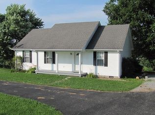 1664 Halifax Rd, Scottsville, KY 42164