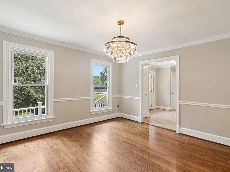 7518 Old Dominion Dr — Photo 10