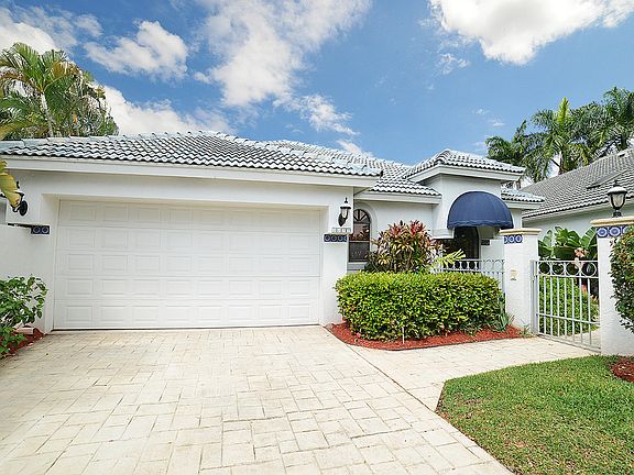 Home For Sale In Broken Sound Country Club