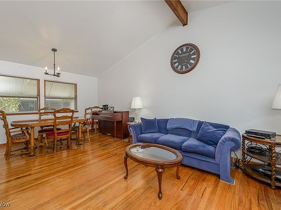 3rd image of 2286 Lynnwood Dr