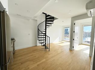 352 Meeker Ave #604, Brooklyn, NY 11211