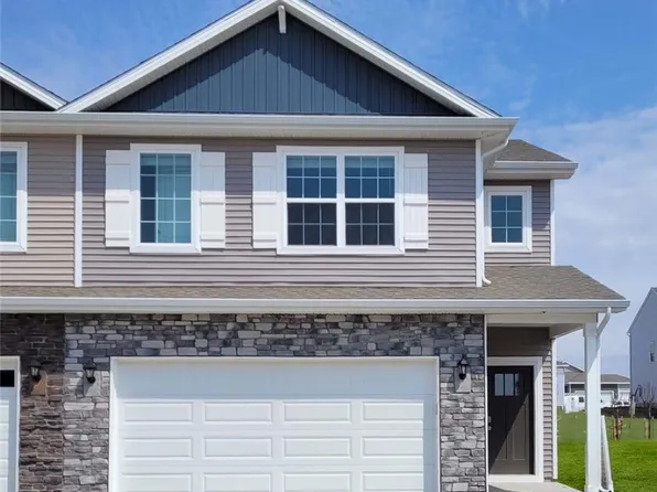 2578 SE Morningdew Dr, West Des Moines, IA 50265