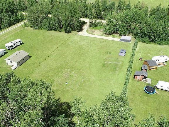 3rd image of 11013 Township Road 423