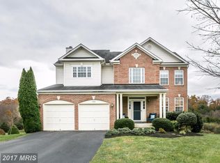 722 Hunton Pl NE, Leesburg, VA 20176