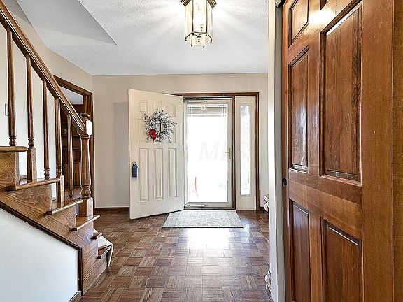 4th image of 13060 Oakmere Dr