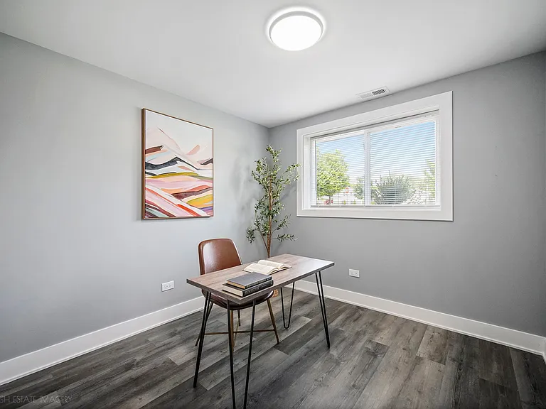 10403 Barnard Dr — Photo 16