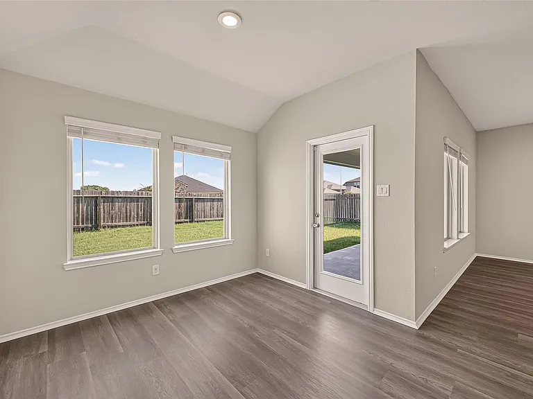 21422 Chester Cliff Ln — Photo 15