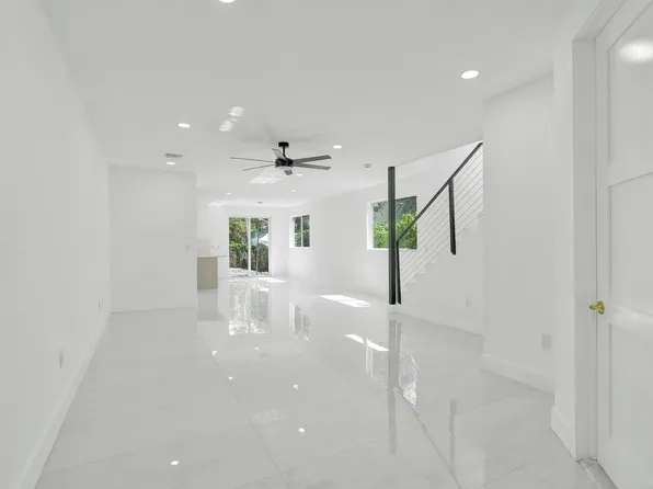 1213 W Las Olas Blvd, Fort Lauderdale, FL 33312