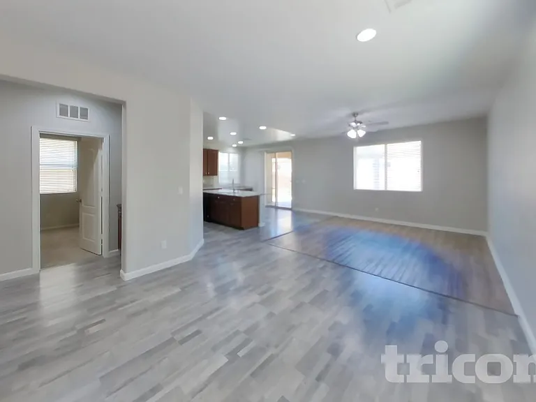 6410 Jacobville Ct — Photo 2