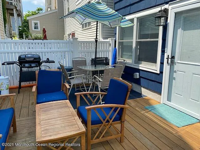 42 Abbott Ave — Photo 22
