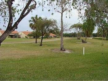 4th image of 8255 NW 70th St