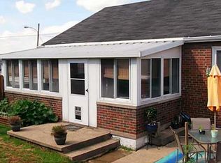 306 1/2 Oakland Ave, Charleroi, PA