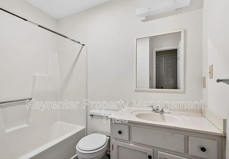 1223 Watermark Ct — Photo 5