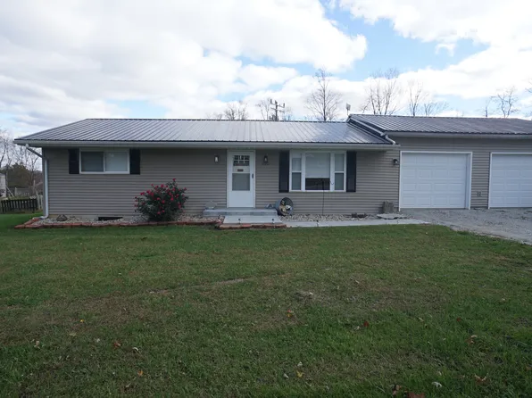 603 Pleasant View Dr, Aurora, IN 47001