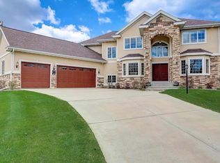 18 Apostle Is, Madison, WI 53719