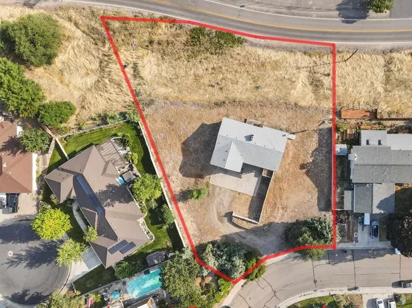 9520 W Knottingham Dr, Boise, ID 83704