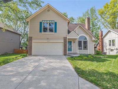 162 E Nelson Cir, Olathe, KS, 66061