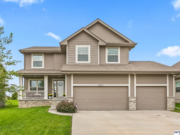 19612 Redwood St, Gretna, NE 68028