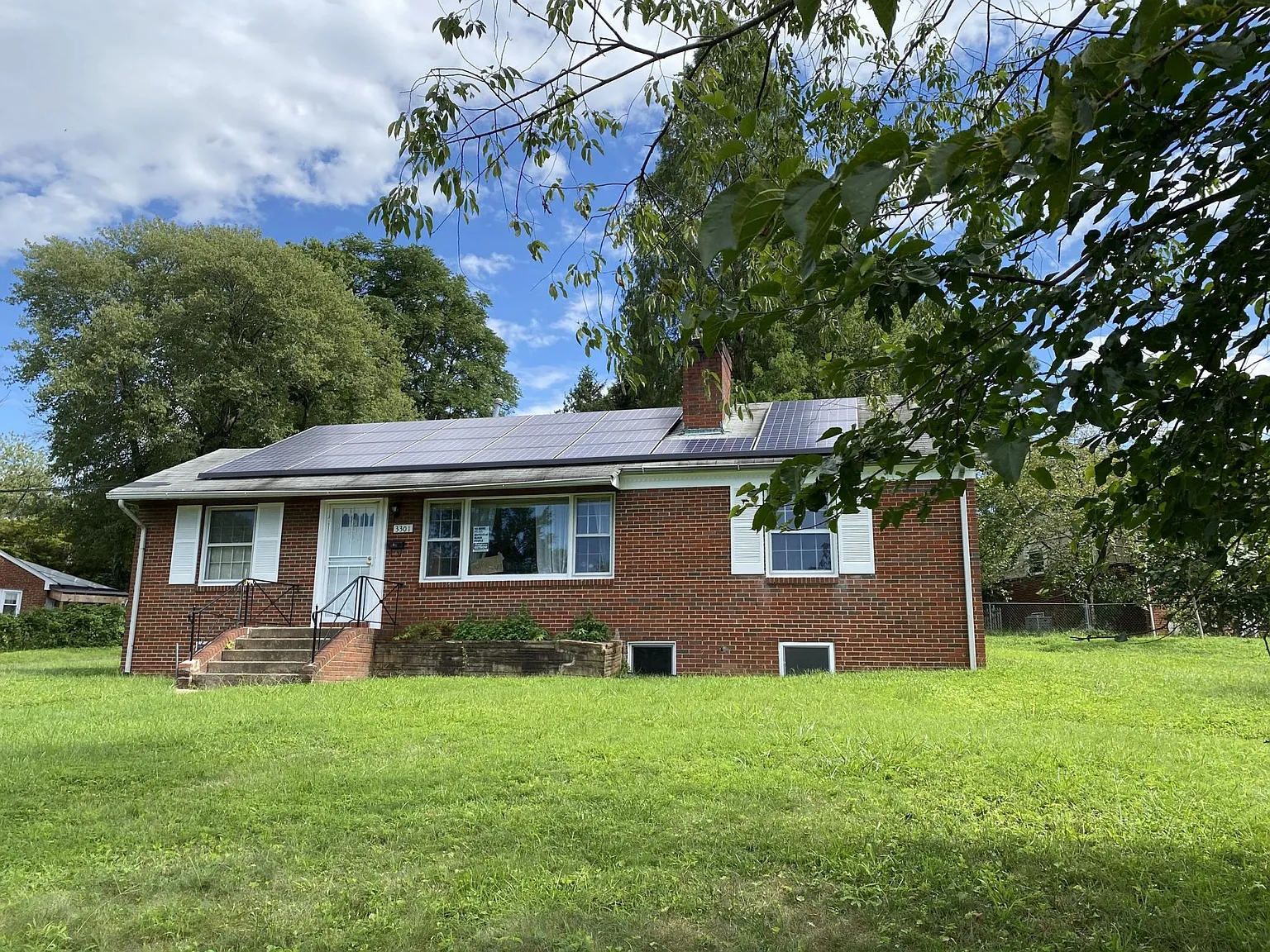 3301 Gumwood Dr — Photo 2