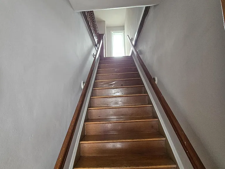 5709 Leonard St #2 — Photo 2