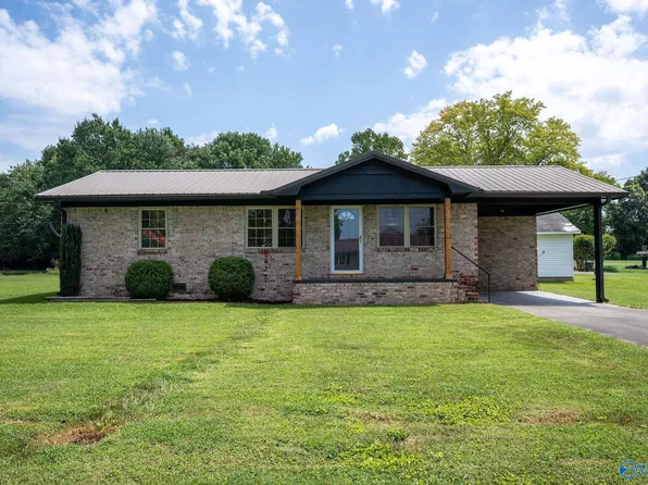 189 Estate View Dr, Fyffe, AL 35971