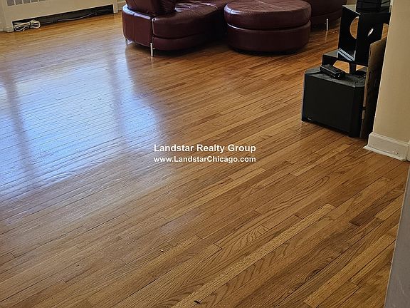 3rd image of 6107 N Seeley Ave APT 2E