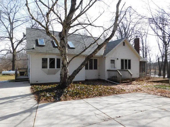 11121 Wood Rd, Dewitt, MI 48820