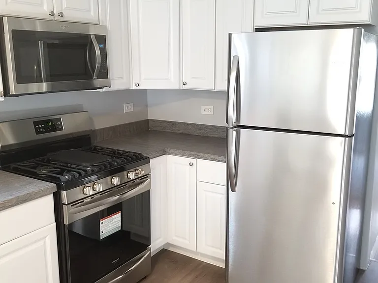 120 E 120th Pl — Photo 4