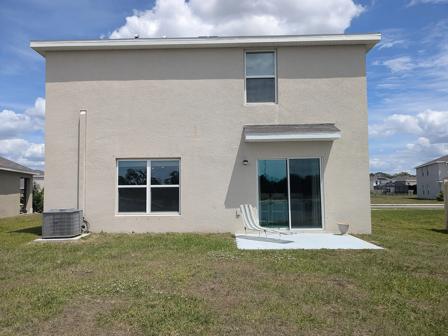 4 bed, 2260 sqft, $3,300 — Photo 2
