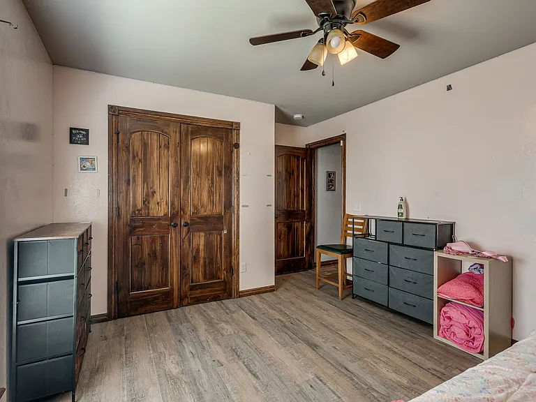 2265 County Road 1258 — Photo 35