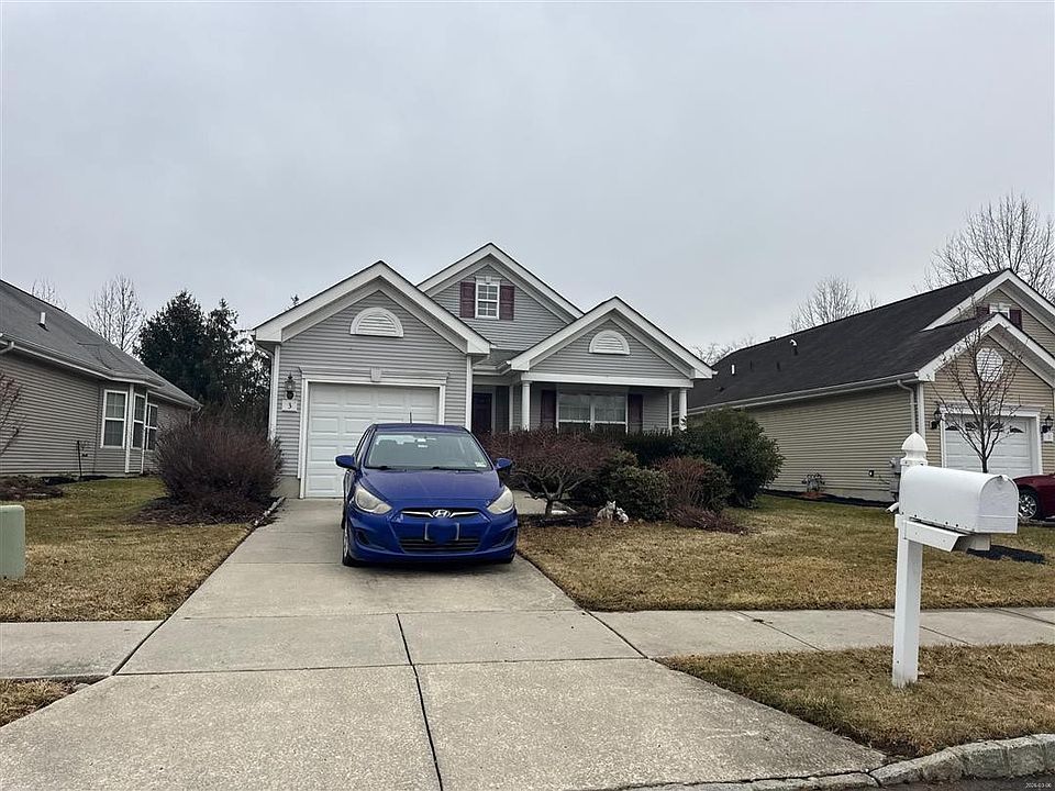 1st image of 3 Brattleboro Rd